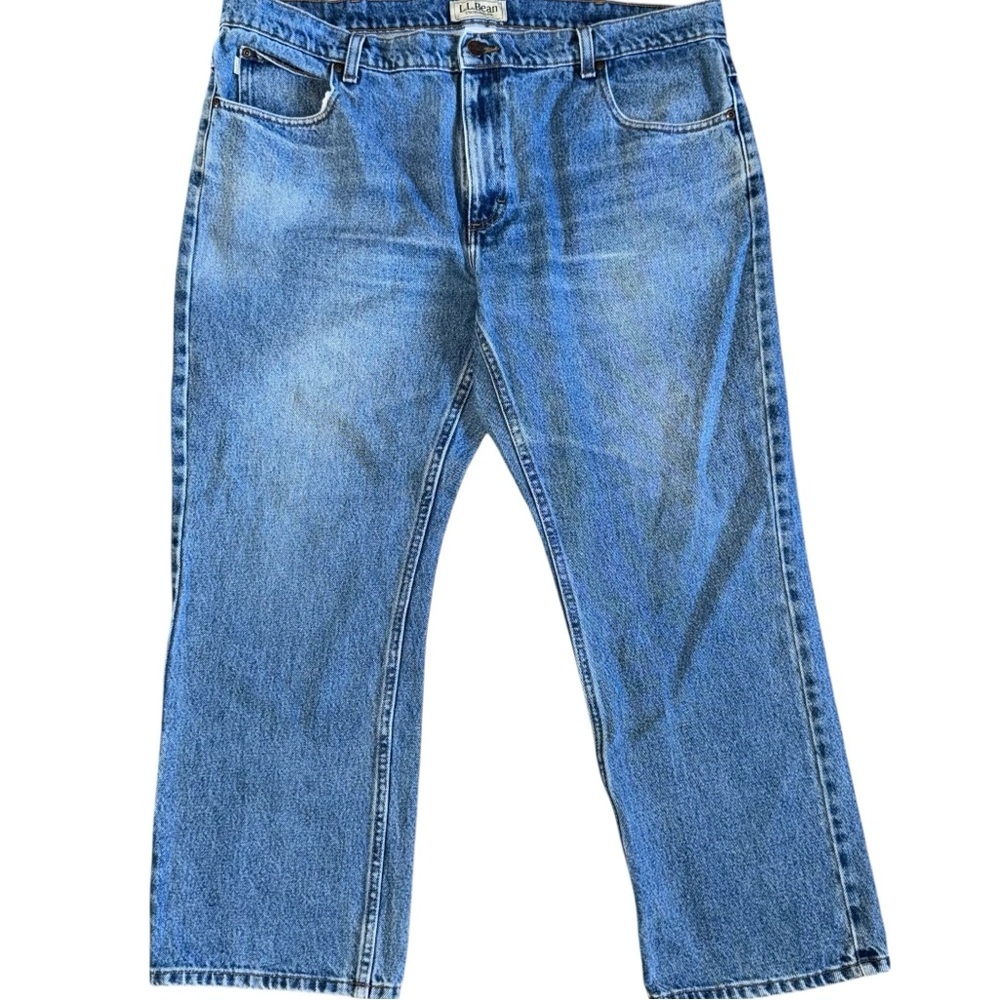 L.L.Bean Men’s Classic Fit Blue Jeans 40x28 Cotton Straight Leg Medium Wash
